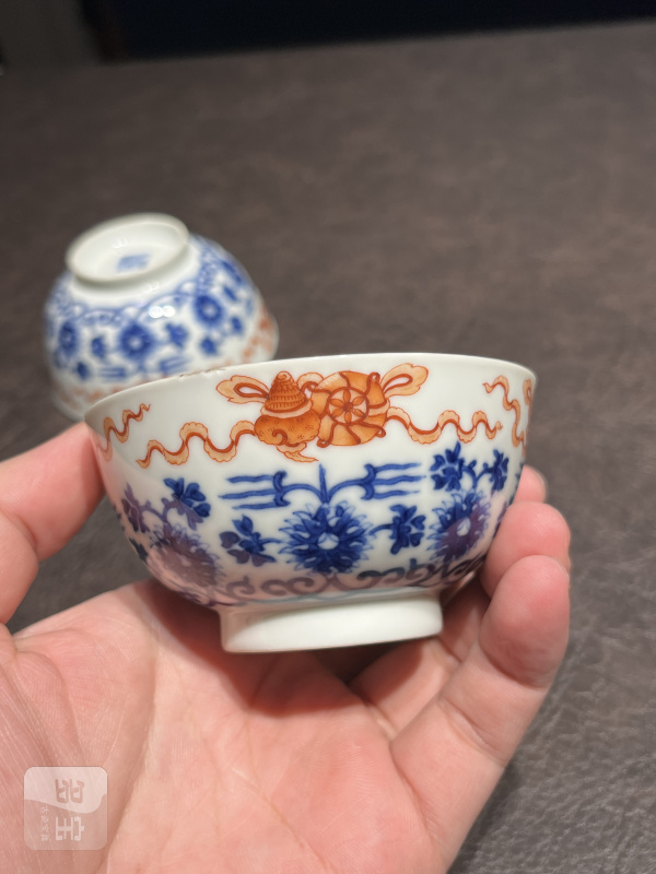 清道光 “嶰竹造”青花矾红莲托八宝茶圆一对 - 图7